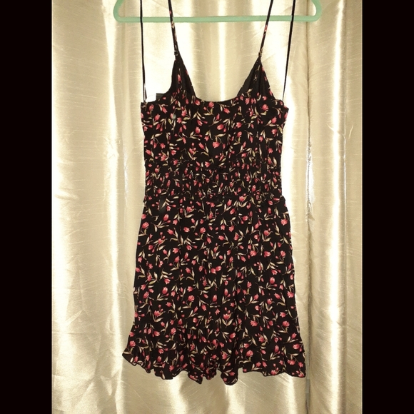 🌷Tulip Print Short Romper - Picture 2 of 4